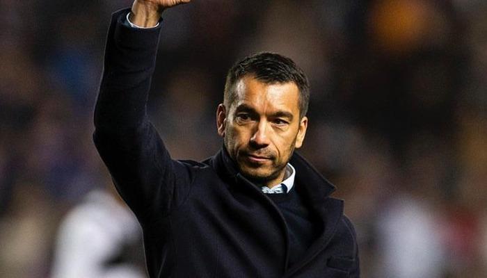 Beşiktaş, Giovanni Van Bronckhorst'u Teknik Direktör Olarak İmzaladı