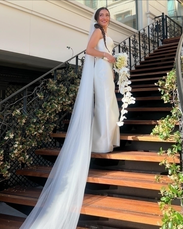 Merve Dizdar Ve Cihan Ayger Kadıköy'de Evlendi