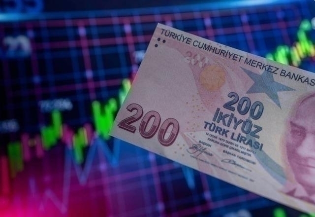 Mevduat Faizleri Hızla Düşüyor: Türk Lirası İhtiyacı Azalıyor