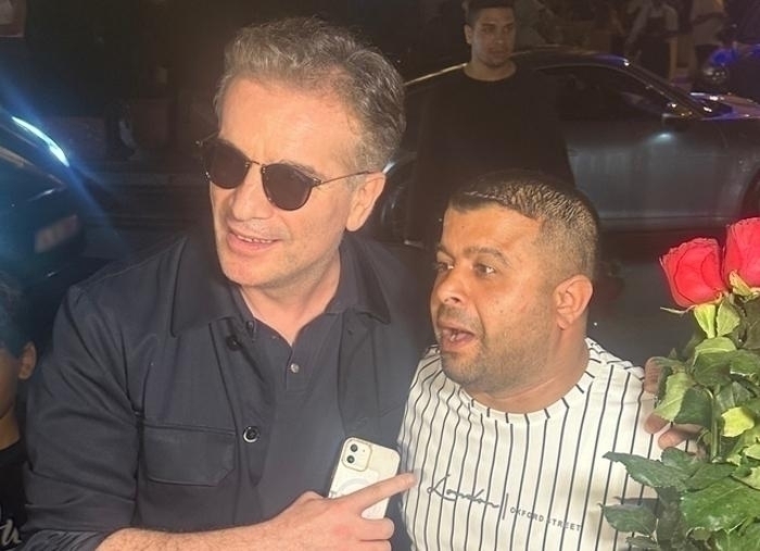 Murat Cemcir'in Dubai'den Nişanlısıyla Bebek'te Görüntülenmesi