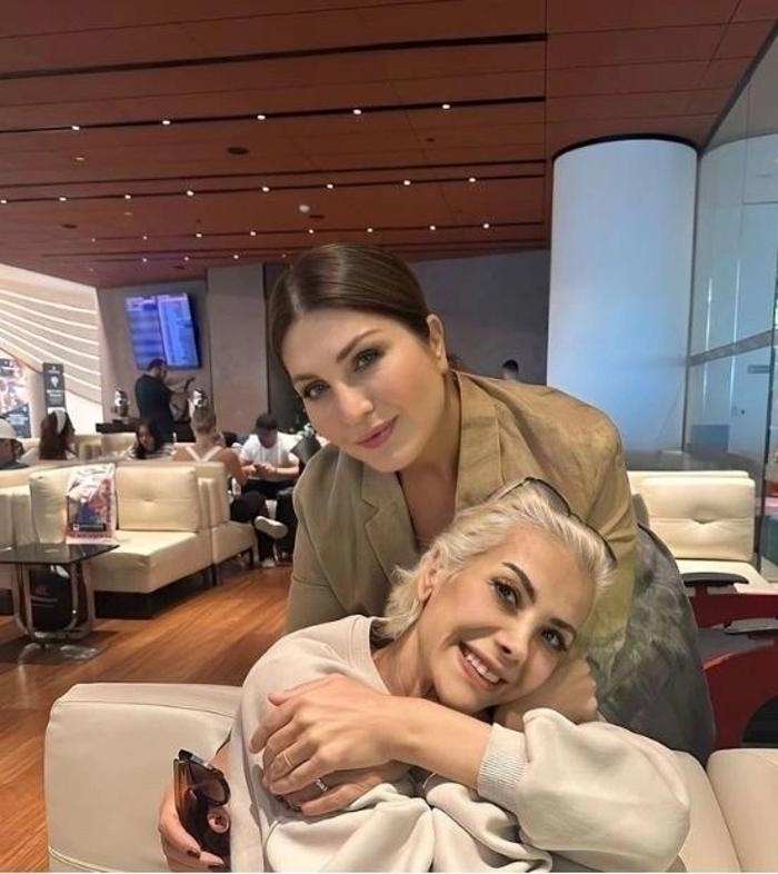 Tanyeli'nin Tedavi Süreci Ve Sibel Can'la Samimi Paylaşımı