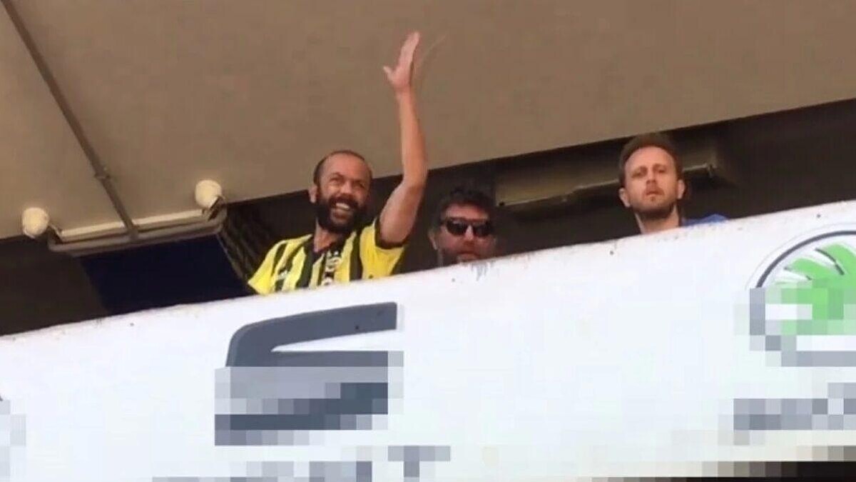 Fenerbahçe Seçimlerinde Oyuncu Sarp Akkaya'nın Skandalı
