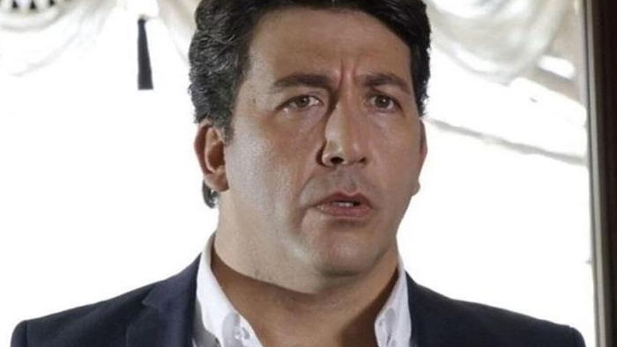 Emre Kınay: Yapımcılara Karşı Sert Eleştiriler! Oyunculukta Satın Alınmış Takipçiler Tartışması