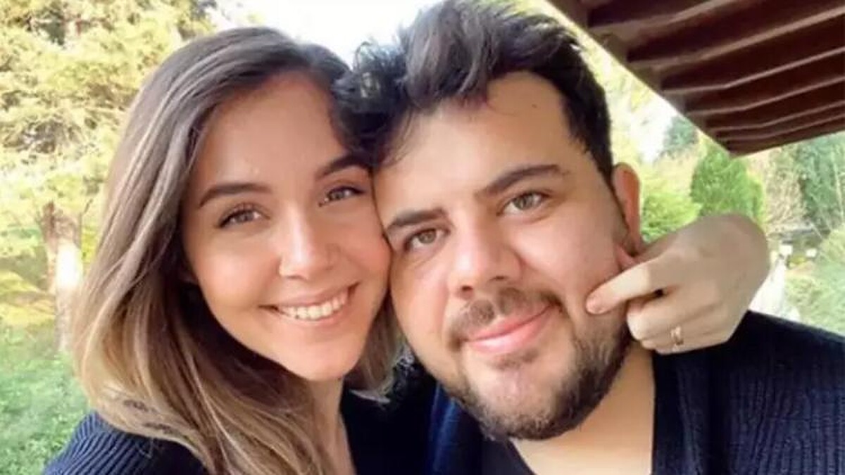 Eser Ve Berfu Yenenler'in Sahne Kavgaları Performanslarını Artırıyor