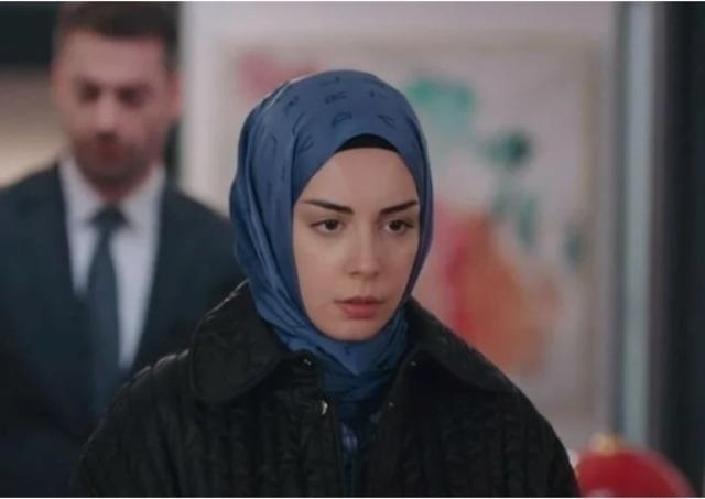 Kızılcık Şerbeti Dizisinde 4. Ayrılık! Müjde Uzman Da Setten Ayrılıyor
