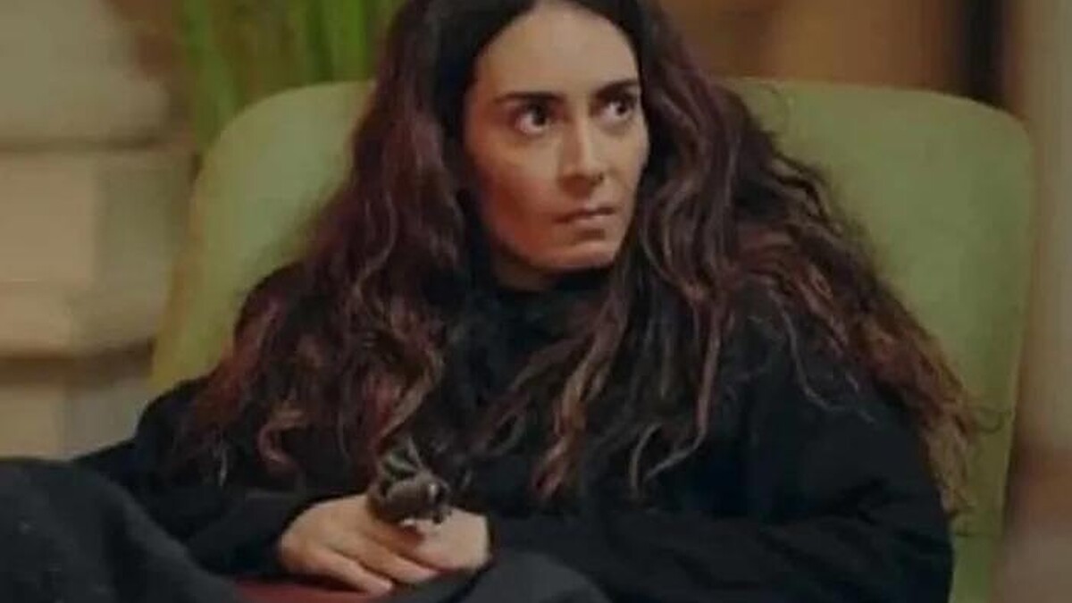 Melisa Sözen'in Yeni Filmi: Aile Yalanları