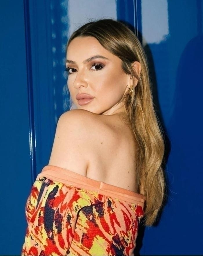 Hadise'den Şaşırtan İtiraf: Evet Fake Hesabım Var