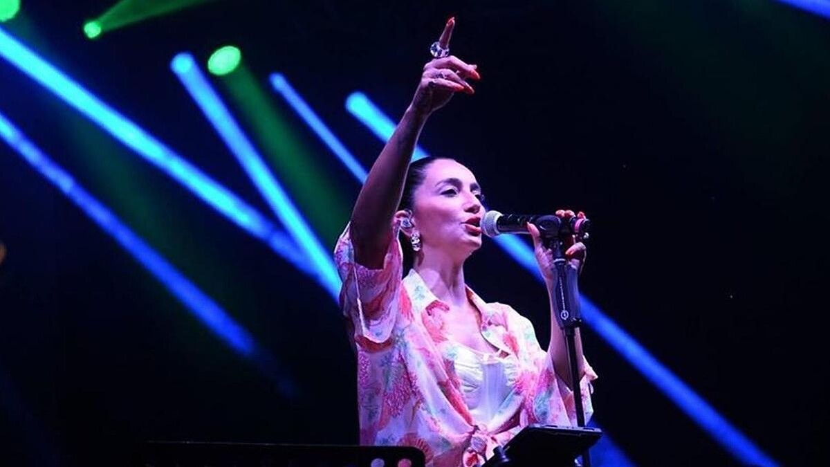 Öykü Gürman Tunceli'de Motofest Etkinliğinde Sahne Aldı