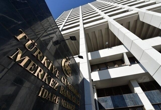 Türkiye'nin Kredi Notu Ve Dolar/Tl Kuru İçin 2024 İyimser, 2025 Zor Geçecek!