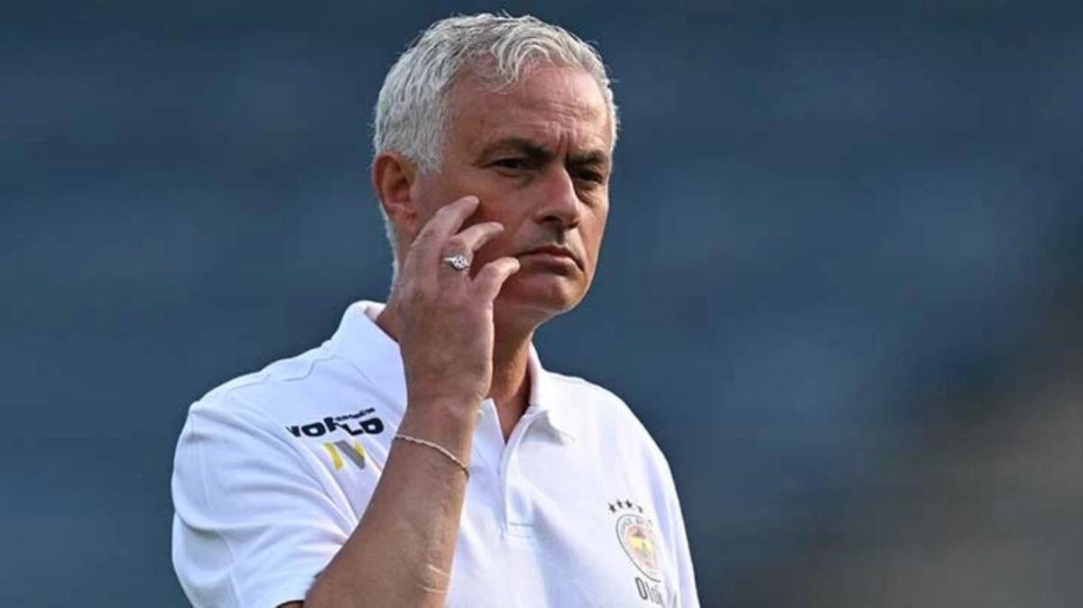 Ferdi Kadıoğlu'nun Kalması İçin Mourinho'dan Veto!