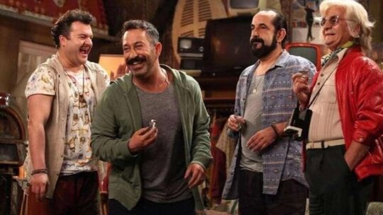 Özkan Uğur'u Anma Mesajları: Cem Yılmaz Ve Zafer Algöz'den Duygusal Paylaşımlar