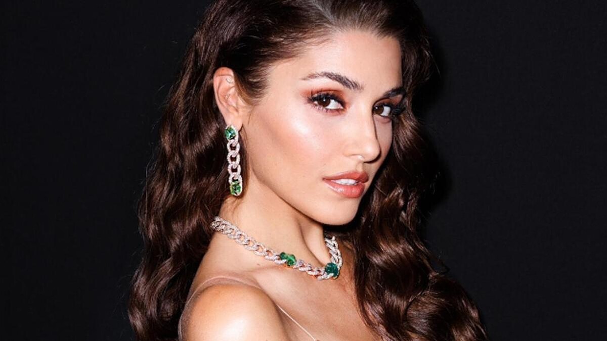 Hande Erçel, Yeğeni İle Ablası Arasındaki Bağı Anlattı: Tarif Edemediğim Bir Sevgi, Kalbimi Büyüttü