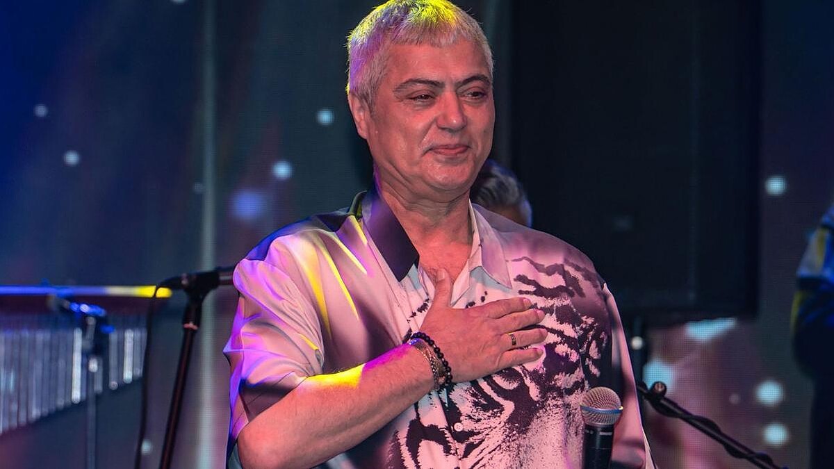 Cengiz Kurtoğlu'nun Müzik Projeleri Durdu, Hemcinslerine Tepki Geldi