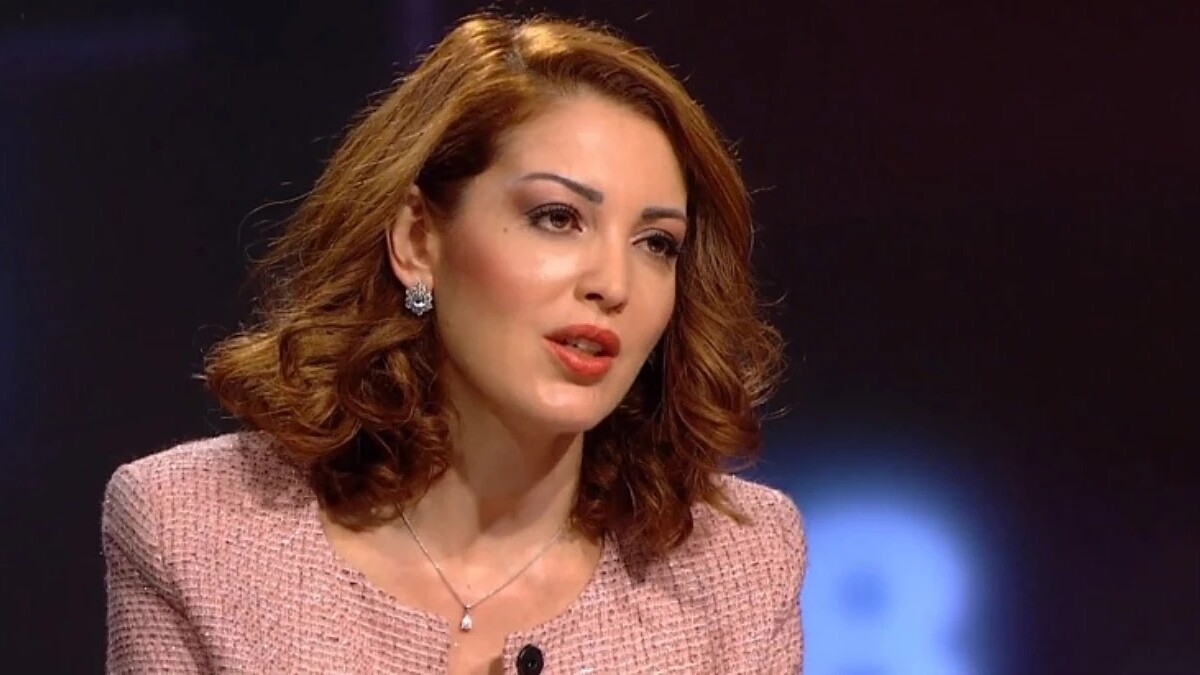 Nagehan Alçı, Yunan diplomat sevgilisiyle Nişantaşı'nda ilk kez objektiflere yakalandı