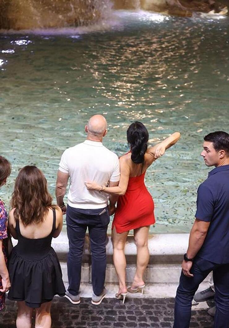 Nişanlı Çift Jeff Bezos ve Lauren Sanchez'den Evlilik Müjdesi Yok, Çeşme'de Romantik Anlar!