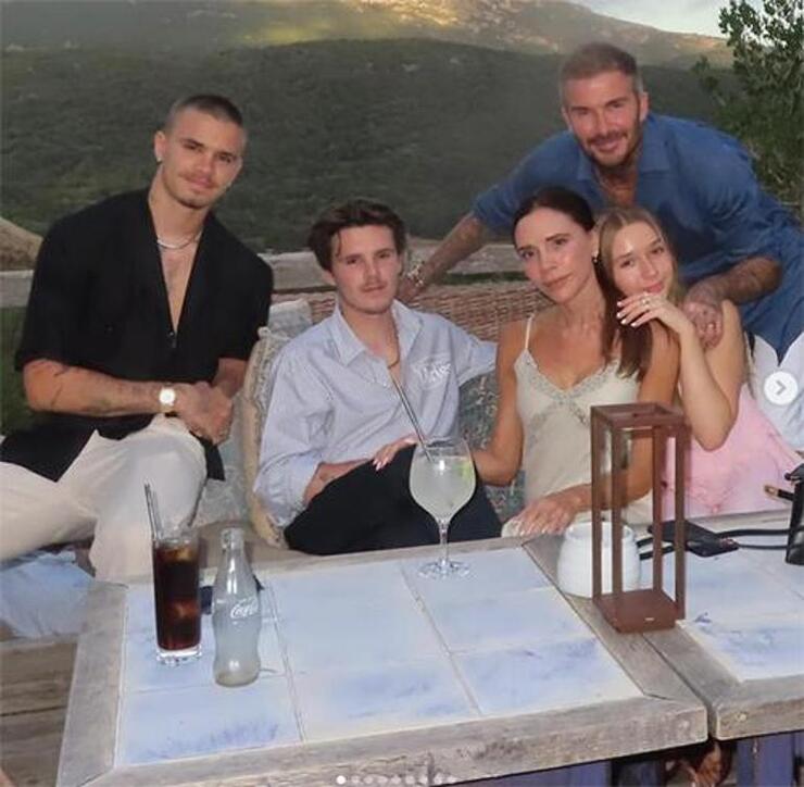 Beckham Ailesi'nde Duygusal Anlar: En Küçük Kızları Harper Boyunu Geçti