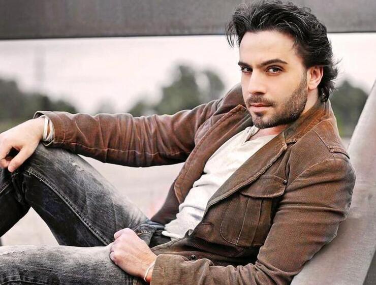 Çağla Şıkel ve Nail Gönenli Çeşme'de Görüntülendi, Ayrılık Sonrası İlk Buluşma Gerçekleşti