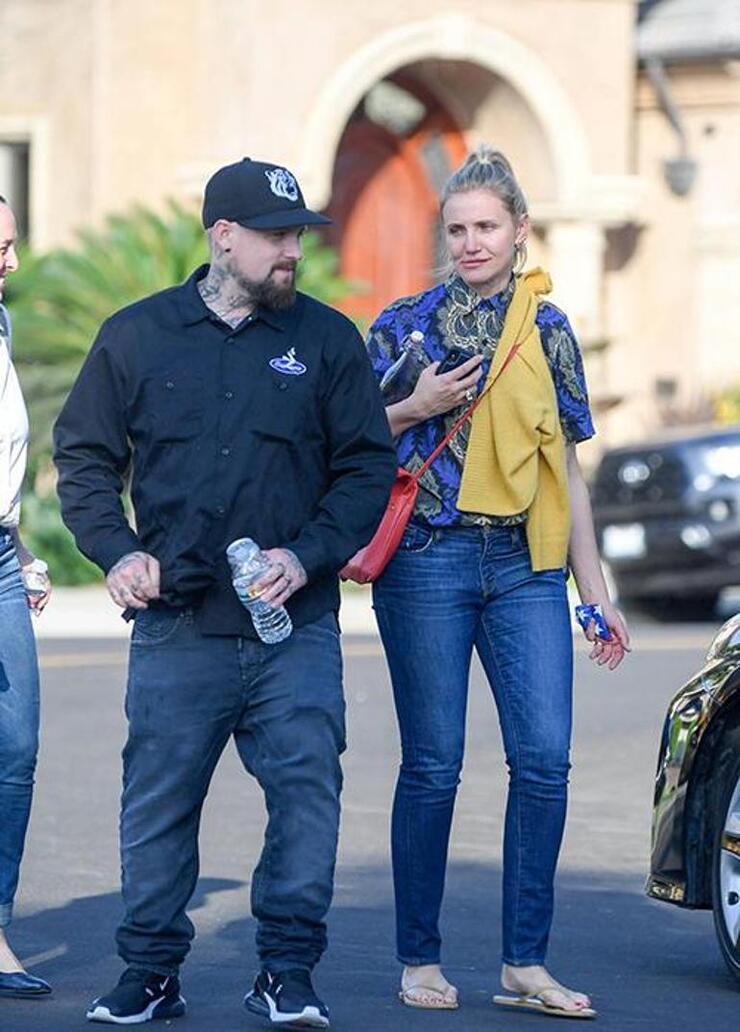 Cameron Diaz'ın Yatak Odası Tavsiyeleri ve Sokakta Kocasına Yakınlığı Dikkat Çekti