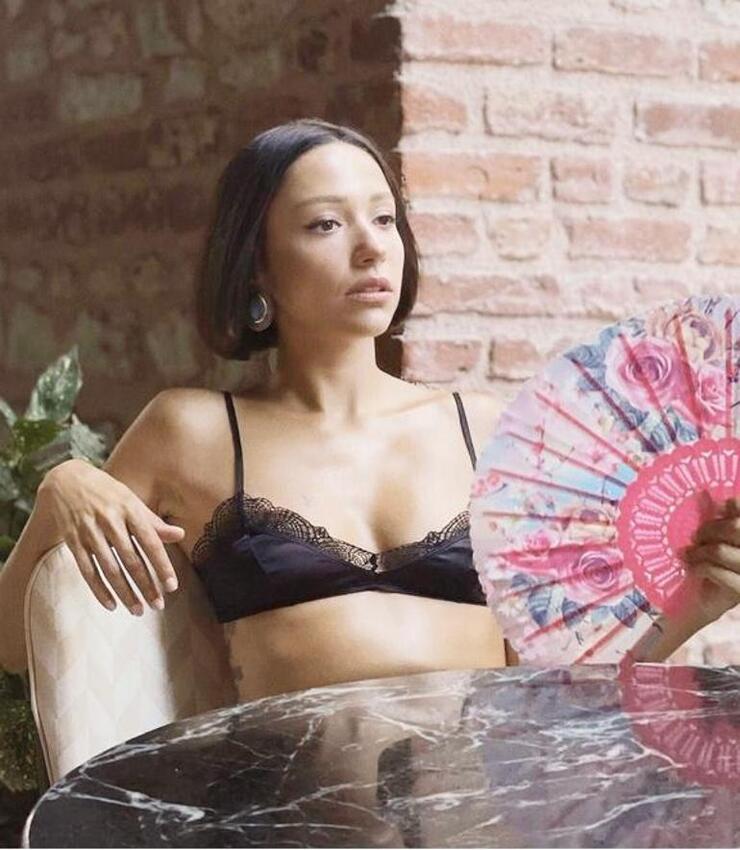 Ünlü İsimlerin Yaz Keyfi: Frizbi Yarışması ve Su Aktiviteleri Dolu Dolu Geçti!