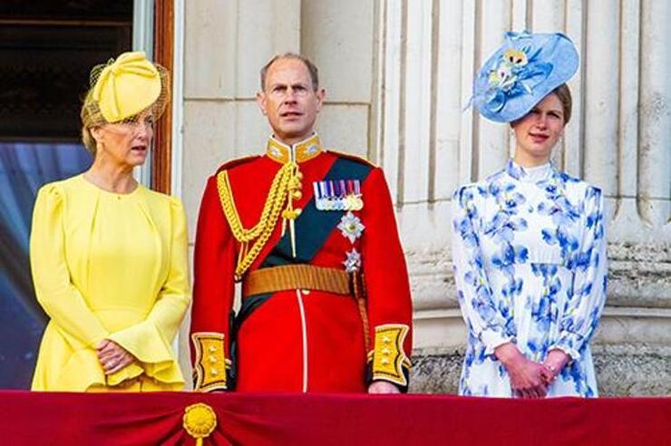 Lady Louise Windsor: Sakin Yaşamı ve Lüks Hizmetleri ile Dikkat Çekiyor
