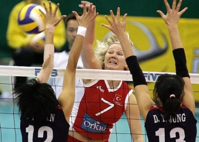 Filenin Sultanları çeyrek finalde Çin'i yenerek yarı finale yükseldi, Natalia Hanikoğlu gündemde!