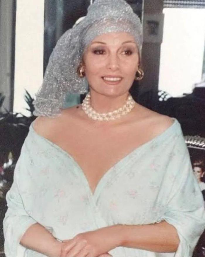 Ajda Pekkan, annesi Nevin Pekkan'ı vefatının 25’inci yılında sosyal medya aracılığıyla andı