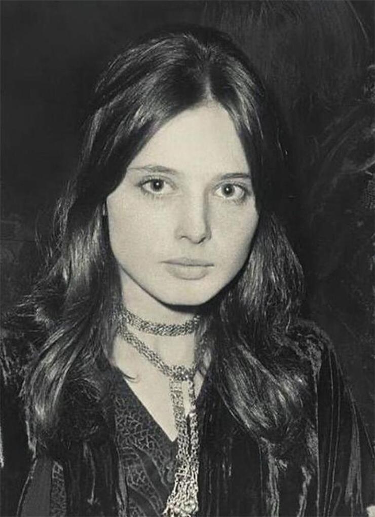 Isabella Rossellini'nin Çiftlik Hayatı ve Yumurtaların Çalınması Aksiyon Dolu Bir Hikaye!