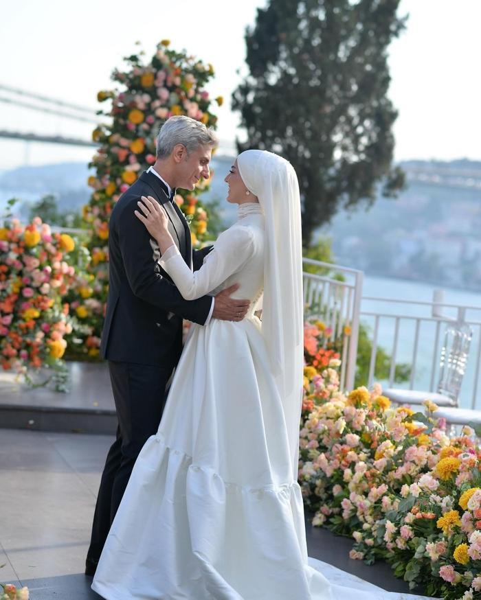 Güldür Güldür’ün Mesut'u Uğur Bilgin, Birinci Yıl Dönümünü Romantik Mesajlarla Kutladı