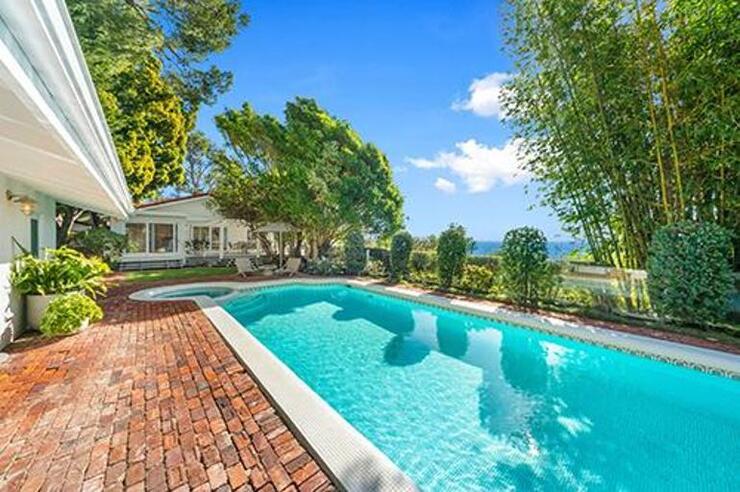 Miranda Kerr ve Eşi Evan Spiegel, Malibu'daki Lüks Evlerini 4.11 Milyon Dolarla Sattı