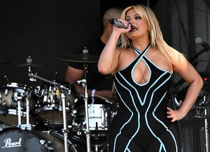 Kilo Problemleri Yüzünden Ayrılan Bebe Rexha, Yeni Aşkıyla Mutlu Günler Geçiriyor