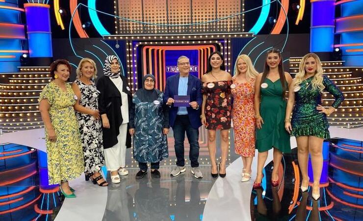 Turnike'de Gülcan ve Zeynep İki Araba Kazandı, Yarışma Gözyaşları ve Sevinçlerle Dolu Geçti