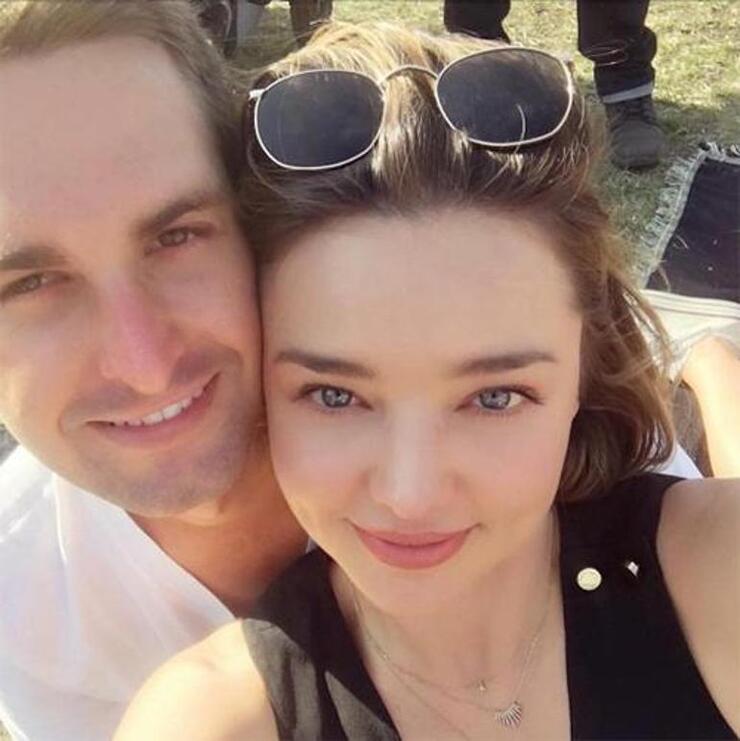 Miranda Kerr ve Eşi Evan Spiegel, Malibu'daki Lüks Evlerini 4.11 Milyon Dolarla Sattı