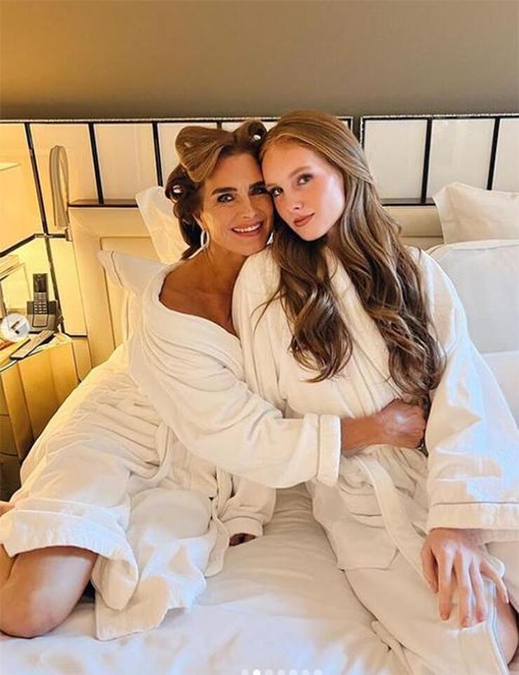 Brooke Shields, Çocuklarının Üniversiteye Gitmesiyle Mahrem Dünyasını Paylaştı