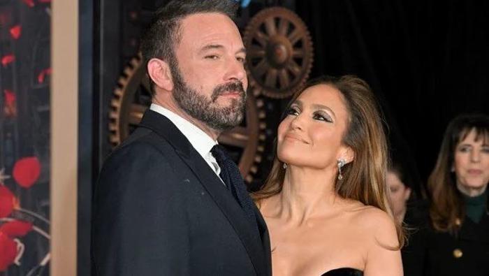 Jennifer Lopez, Ben Affleck ile Boşanmak İçin Mahkemeye Başvurdu