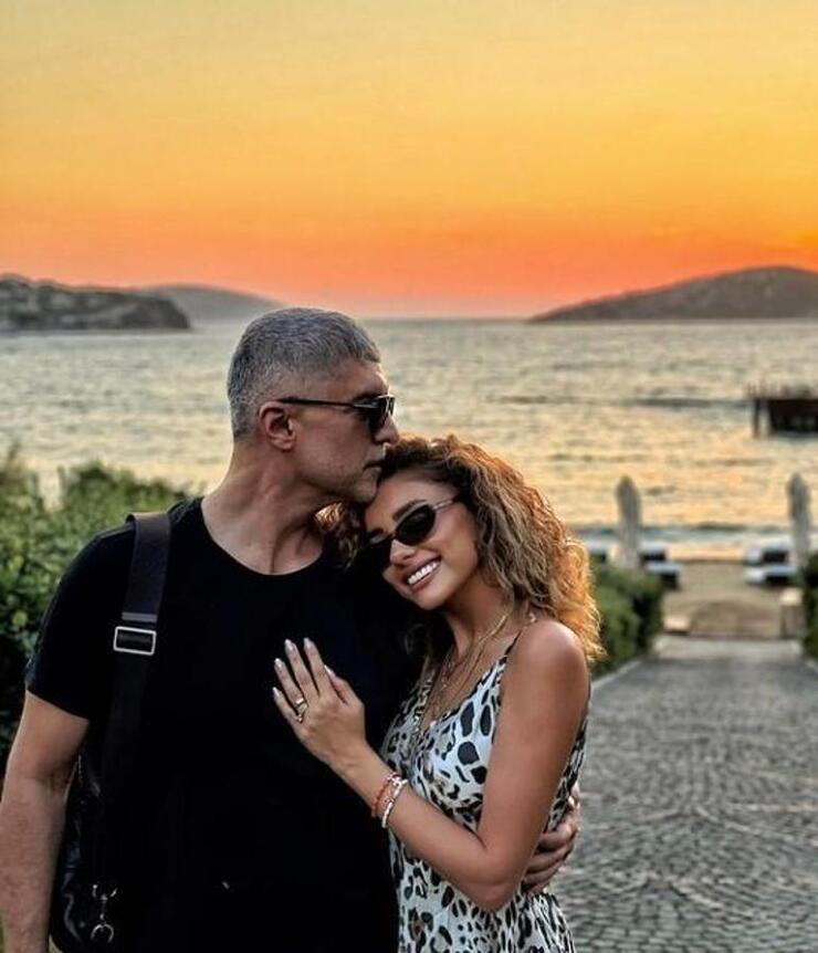 Özcan Deniz'in Eşi Samar Dadgar'dan Anne Olma Zorunluluğuna Dair Sert Mesaj