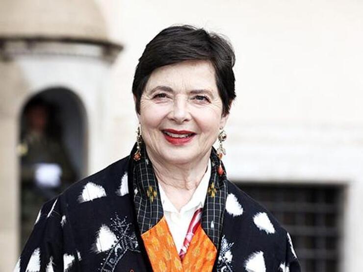 Isabella Rossellini'nin Çiftlik Hayatı ve Yumurtaların Çalınması Aksiyon Dolu Bir Hikaye!
