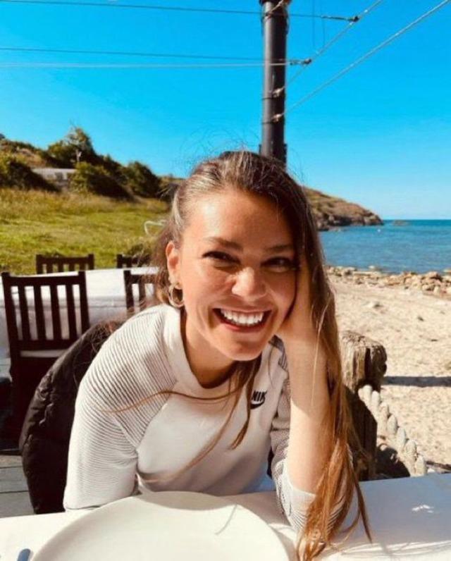 Aslı Enver, Netflix'in Kuşatma dizisinde Engin Akyürek'le buluşuyor! Sosyal medya coştu!