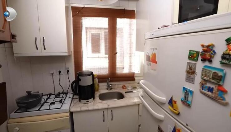 Didem Kınalı, Galata Kulesi manzaralı yeni evinde üç ayı geride bıraktı!