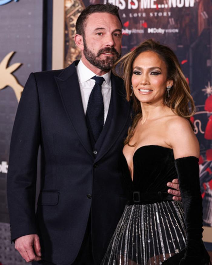 Jennifer Lopez, Ben Affleck ile Boşanmak İçin Mahkemeye Başvurdu