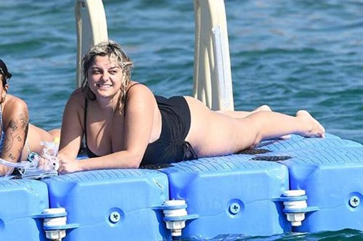 Kilo Problemleri Yüzünden Ayrılan Bebe Rexha, Yeni Aşkıyla Mutlu Günler Geçiriyor