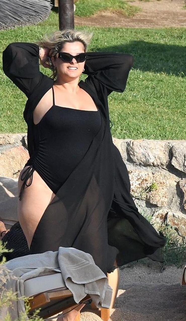 Kilo Problemleri Yüzünden Ayrılan Bebe Rexha, Yeni Aşkıyla Mutlu Günler Geçiriyor