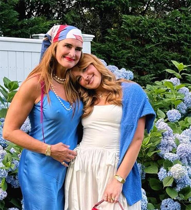 Brooke Shields, Çocuklarının Üniversiteye Gitmesiyle Mahrem Dünyasını Paylaştı