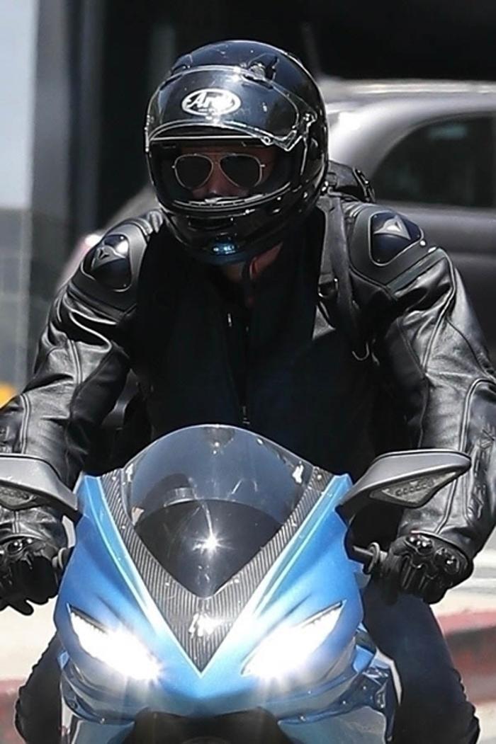 Ben Affleck'in İmaj Değişikliği Eşliğinde Jennifer Lopez ile Boşanma İddiaları Gündemde