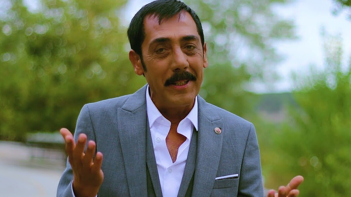 Ankaralı Turgut hastaneye kaldırıldı, kızı fotoğraflarla sevenlerinden dua istedi