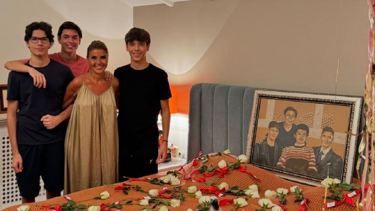 Gülben Ergen’in 51. Doğum Günü Oğullarından Gelen Sürprizle Unutulmaz Hale Geldi