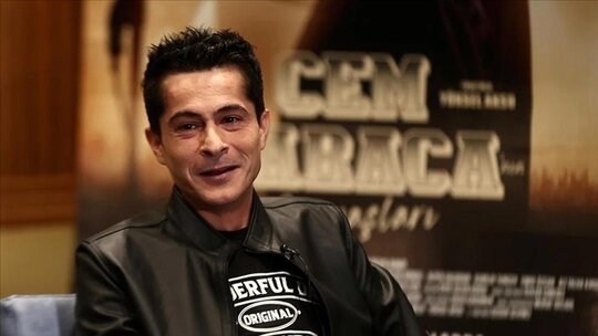 İsmail Hacıoğlu, Duygu Kumarki'nin ayrılığının ardından bekârlık yemini etti