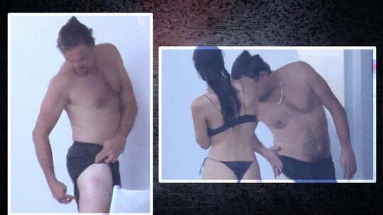 Leonardo DiCaprio, 23 yaş küçük sevgilisi ile lüks yatında denizanası sokmasına maruz kaldı