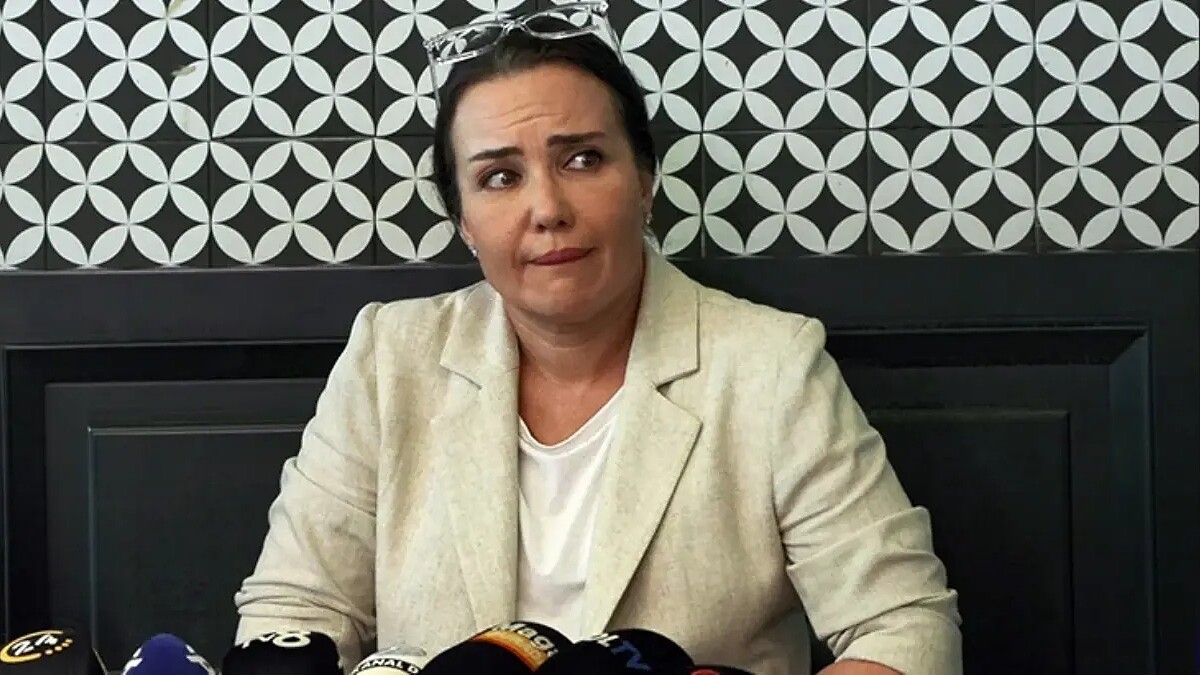 Reha Muhtar'ın Oğlu Poyraz, Anneden Kaçırılma İddiasını Yalanladı: Mutluyum ve Buradayım