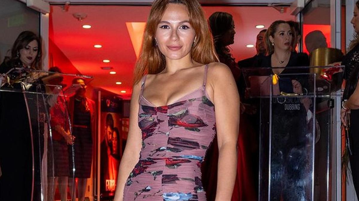 Selin Yeninci, 2024 Emmy Ödülleri Jürisine Seçilen 'Bir Zamanlar Çukurova' Yıldızı
