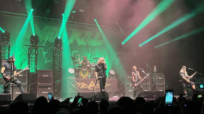 Overkill, İstanbul’da Yeni Albümü "Scorched" ile Metal Severlere Coşku Doldurdu
